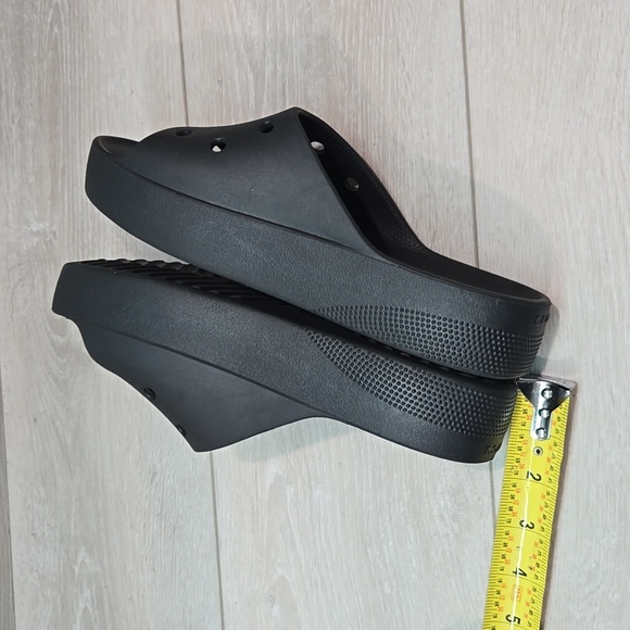 Crocs Women Iconic Comfort Classic Platform Sandals shoes sz 7 - Picture 8 of 11